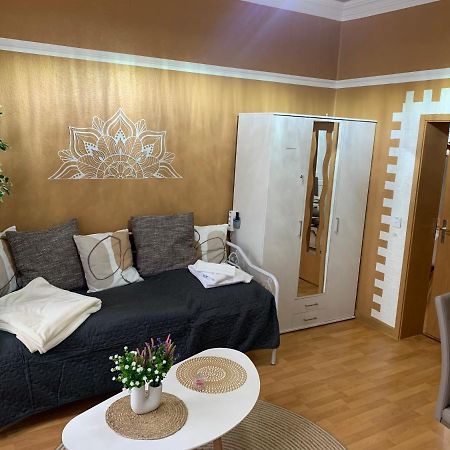 Best-Preis Fewo Rathausblick 2 - Zentrale Lage In Wittenberge - 2 Personen - Einzelzimmer - Vollausstattung - Wlan / Prime & Self-Check-In ภายนอก รูปภาพ