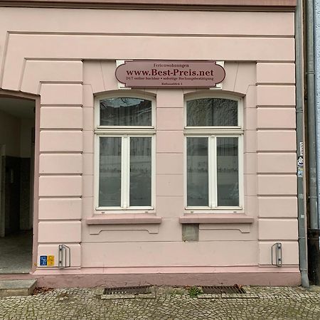 Best-Preis Fewo Rathausblick 2 - Zentrale Lage In Wittenberge - 2 Personen - Einzelzimmer - Vollausstattung - Wlan / Prime & Self-Check-In ภายนอก รูปภาพ