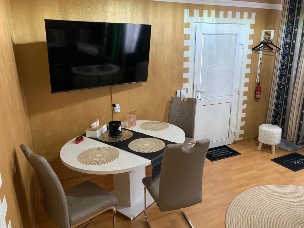 Best-Preis Fewo Rathausblick 2 - Zentrale Lage In Wittenberge - 2 Personen - Einzelzimmer - Vollausstattung - Wlan / Prime & Self-Check-In ภายนอก รูปภาพ