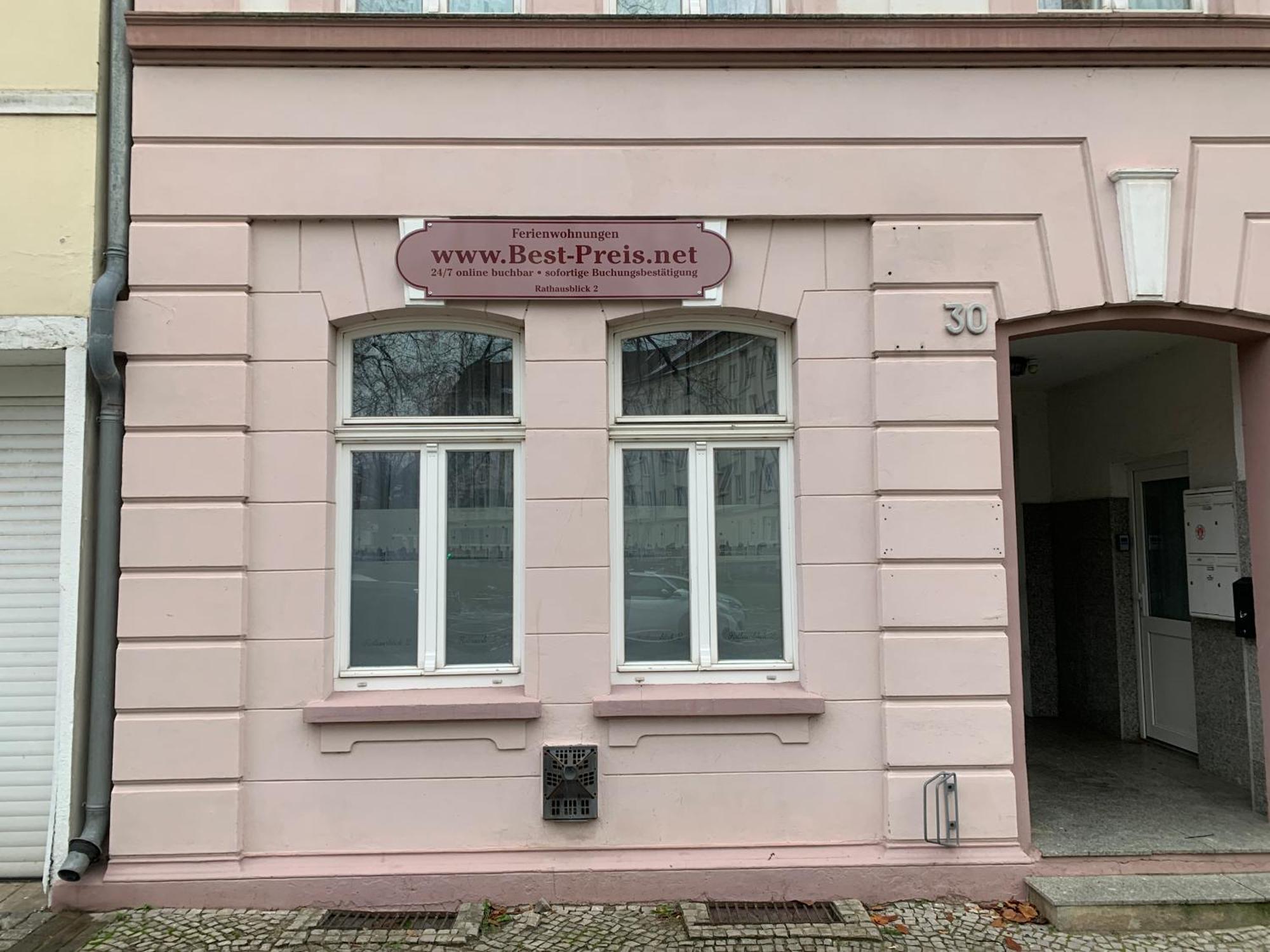 Best-Preis Fewo Rathausblick 2 - Zentrale Lage In Wittenberge - 2 Personen - Einzelzimmer - Vollausstattung - Wlan / Prime & Self-Check-In ภายนอก รูปภาพ
