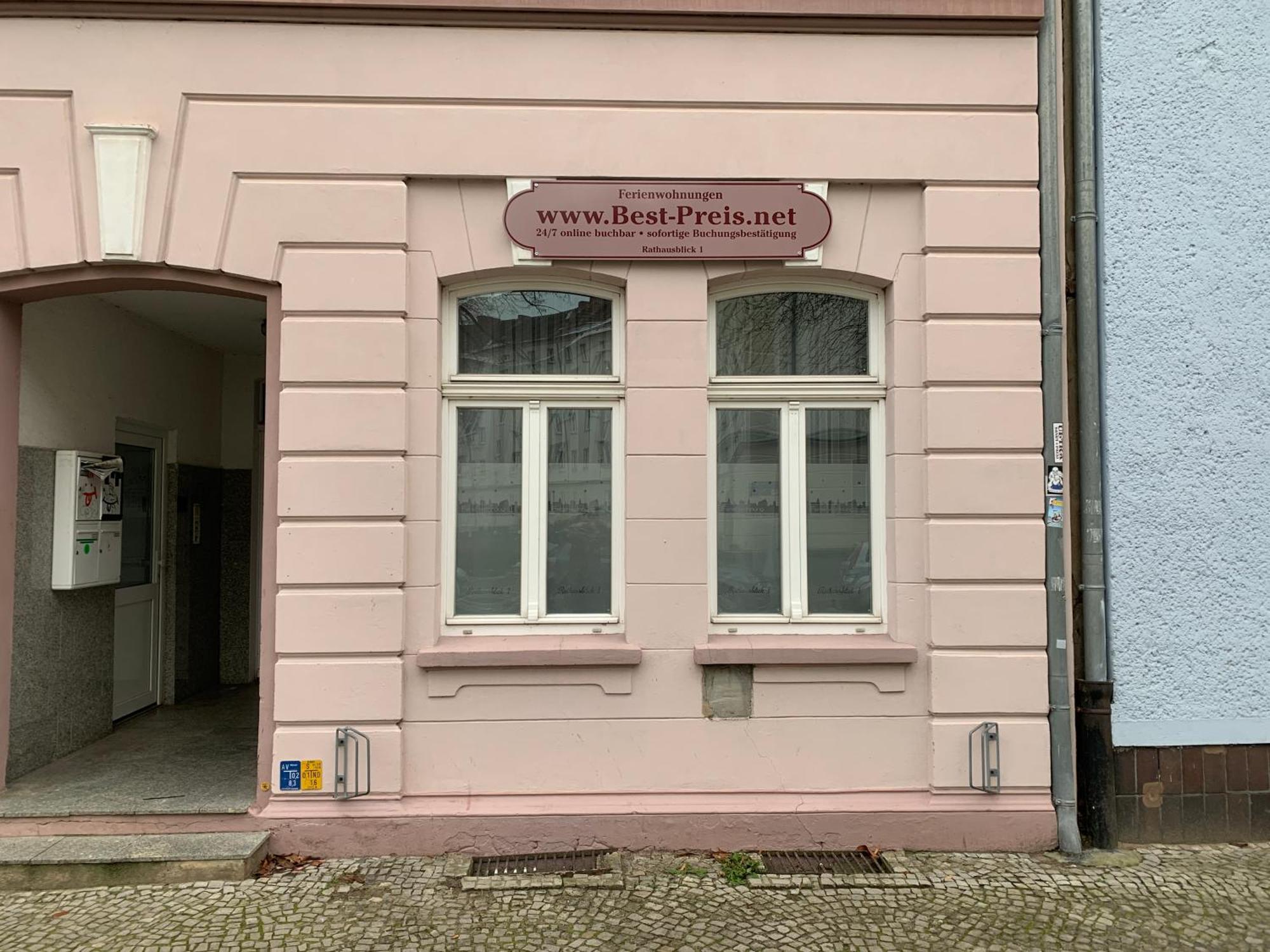 Best-Preis Fewo Rathausblick 2 - Zentrale Lage In Wittenberge - 2 Personen - Einzelzimmer - Vollausstattung - Wlan / Prime & Self-Check-In ภายนอก รูปภาพ